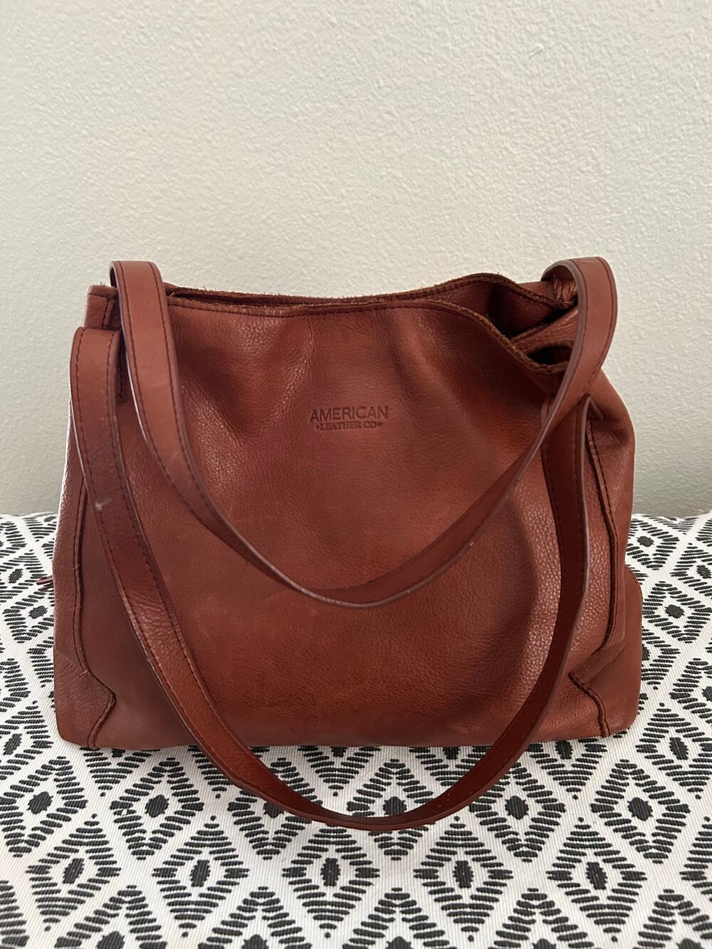 AMERICAN LEATHER COMPANY BROWN LEATHER PURSE